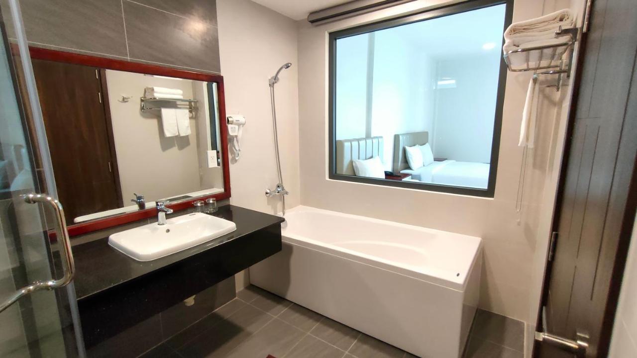 Wildbird Hotel Tràm Chim Buitenkant foto